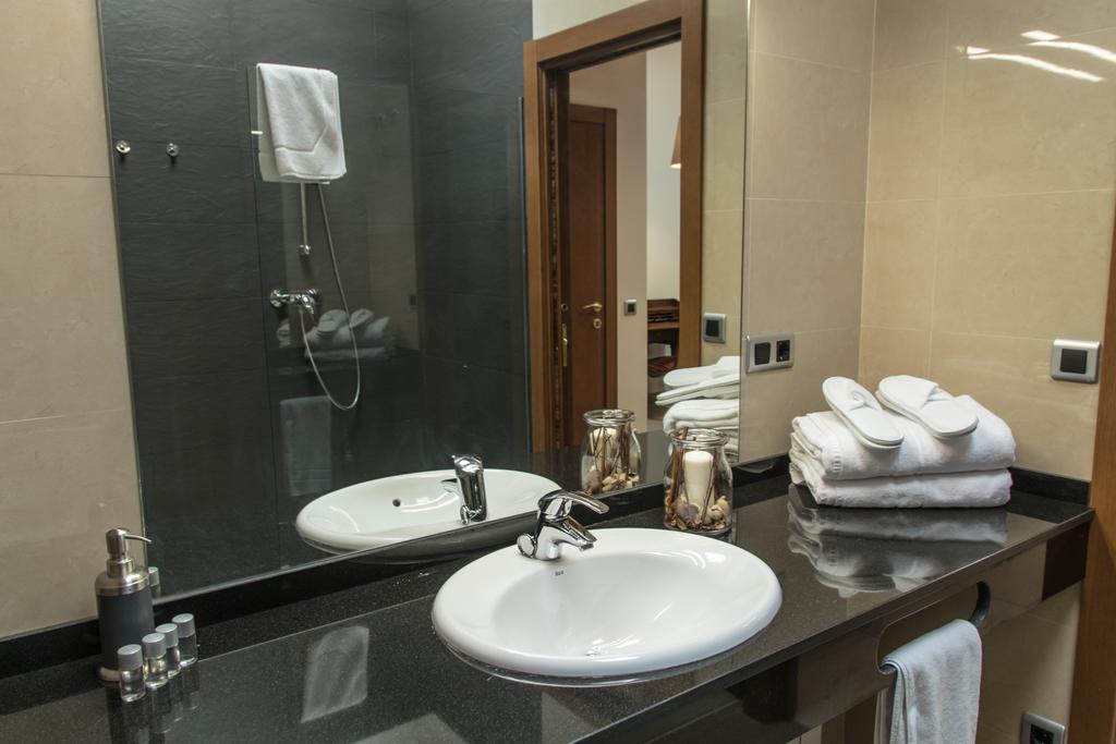 Plaza Apartamentos Binéfar Dış mekan fotoğraf